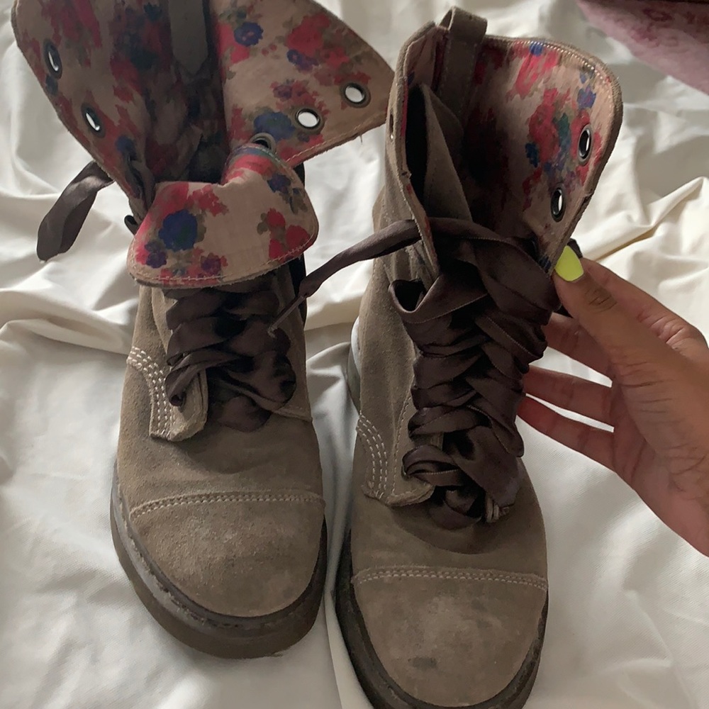 Vintage Doc Martin Boots